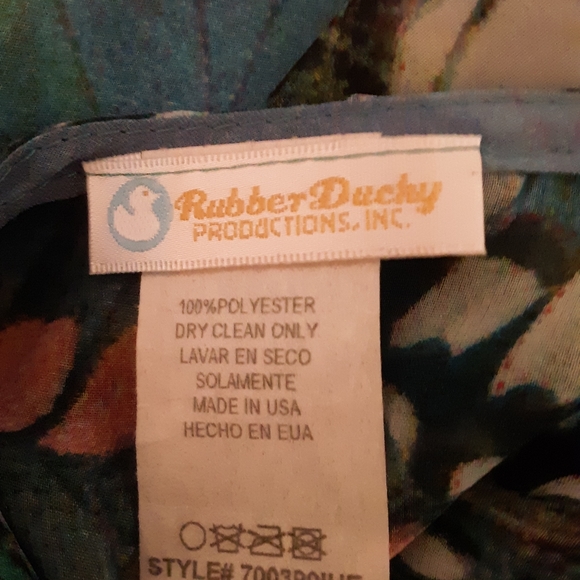 RUBBER DUCKY PRODUCTION INC. SHRUG - Picture 6 of 7